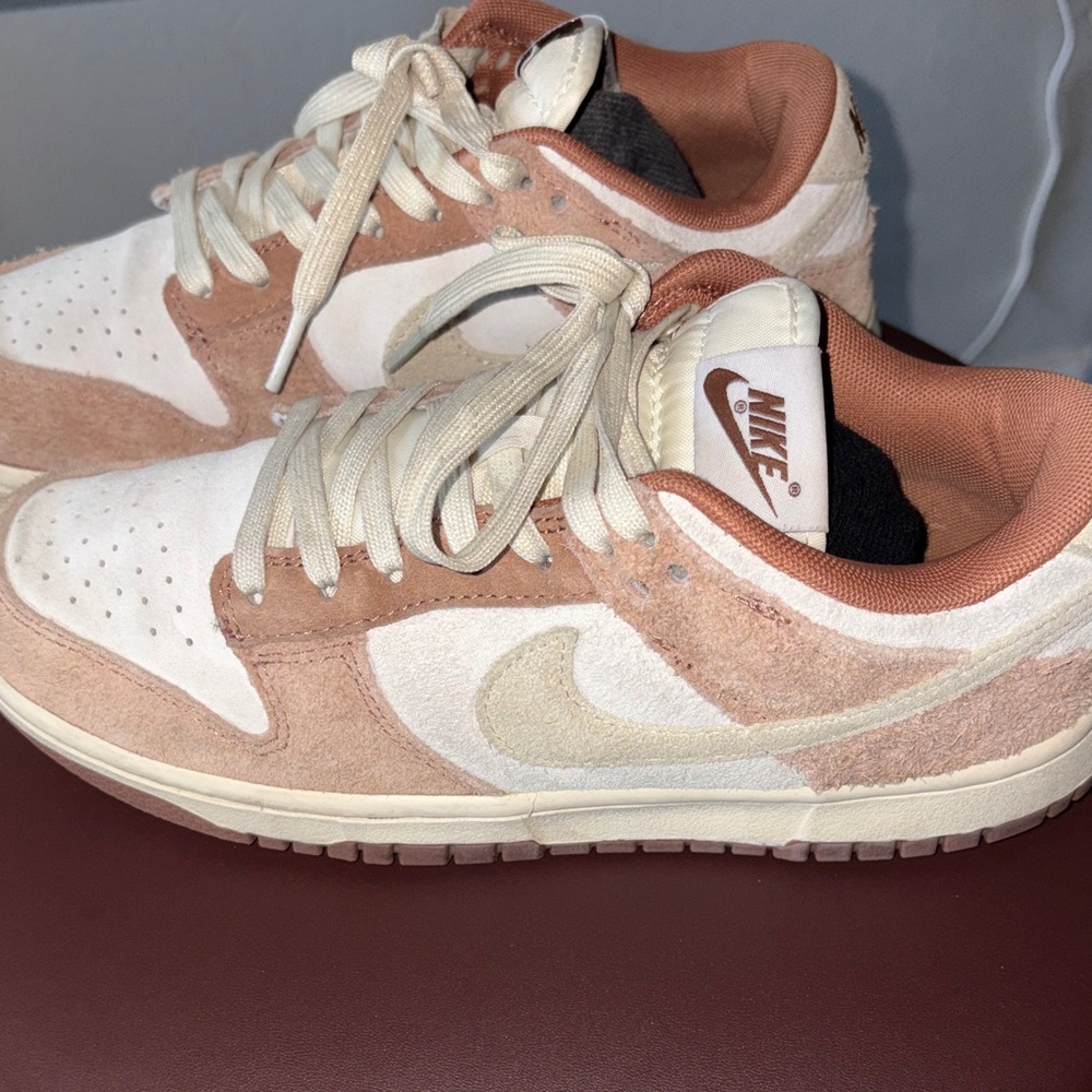 Nike Women's Beige and Brown Sneakers